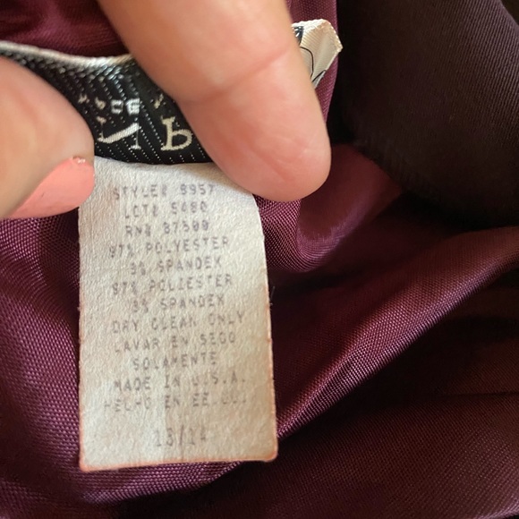 Two piece suit - Picture 3 of 5